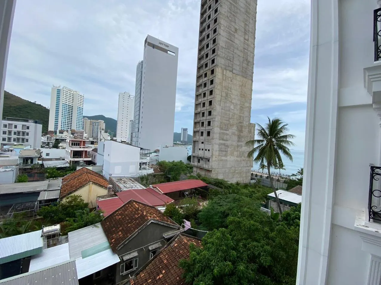 Dgv Tower - Suri House Nha Trang Apartment 0*,  Vietnam
